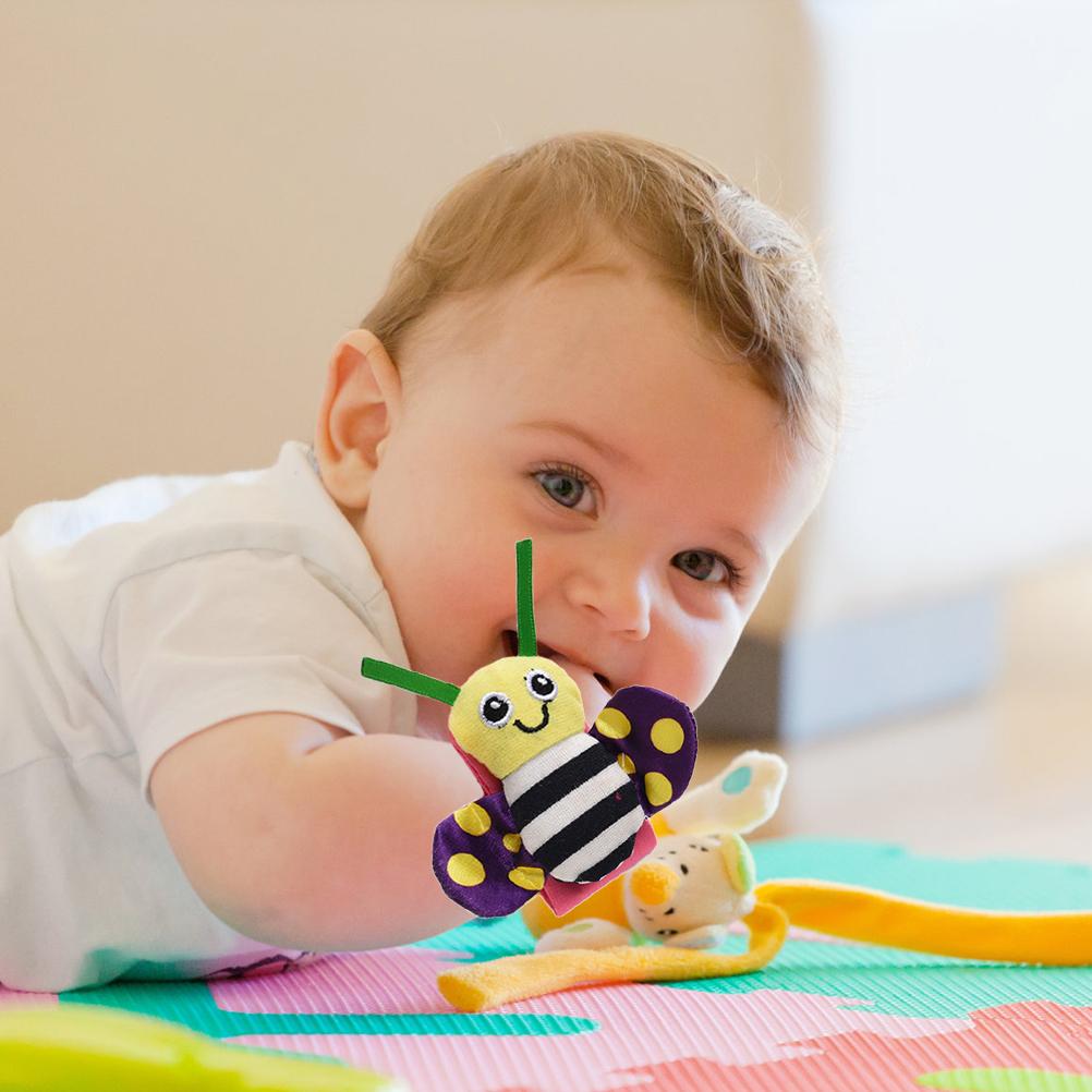 1 Pair Baby Wrist Rattles and 1 Pair Socks Rattles Set Educational Development Plush Toys Baby Gift