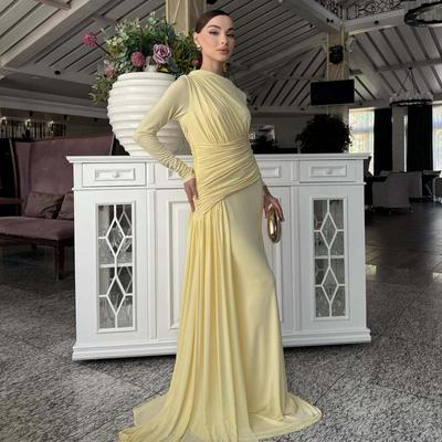 2025 Summer Elegant Ruffled Long-Sleeve Evening Dress with Slit