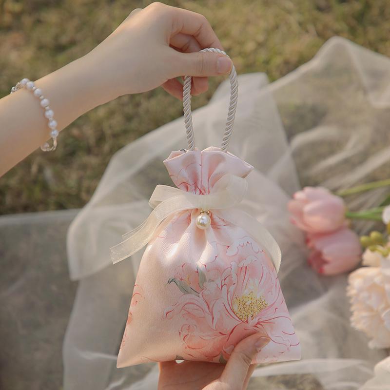 2024 High-End Wedding Candy Bag - Portable Floral Design