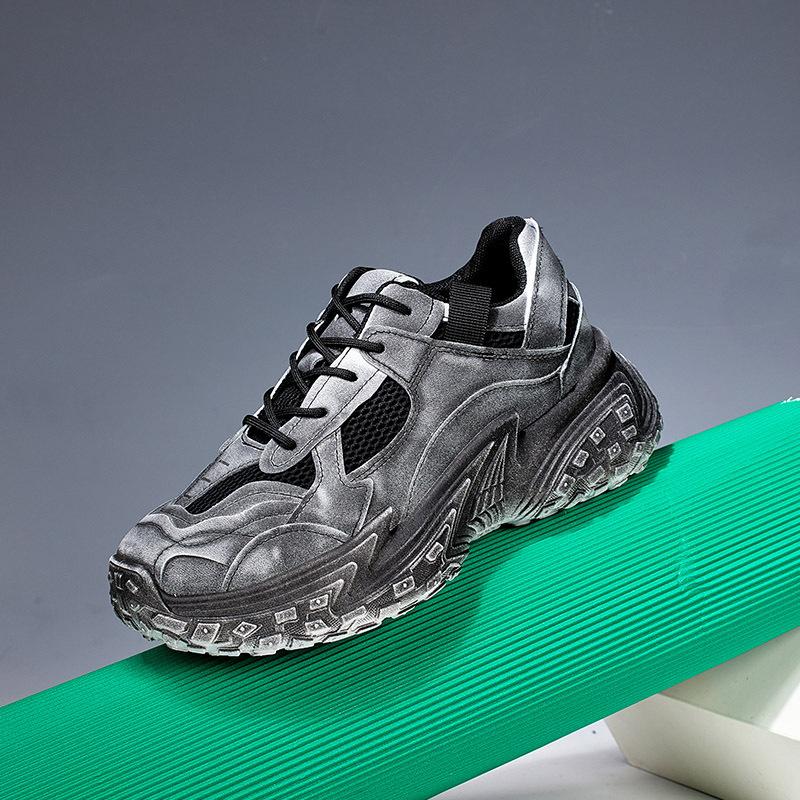 

Летняя мужская обувь дышащая на толстой подошве сетчатая спортивная обувь мужская трендовая обувь повседневная увеличивающая рост грязные кроссовки папы модная обувь 39