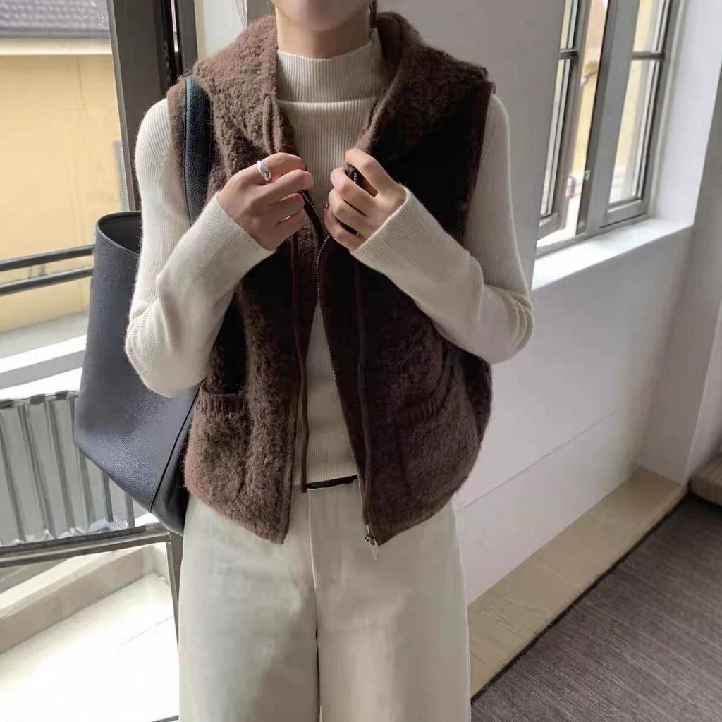 Korean Casual Lambswool Hooded Cardigan Vest for Women - 2025 Autumn/Winter Collection