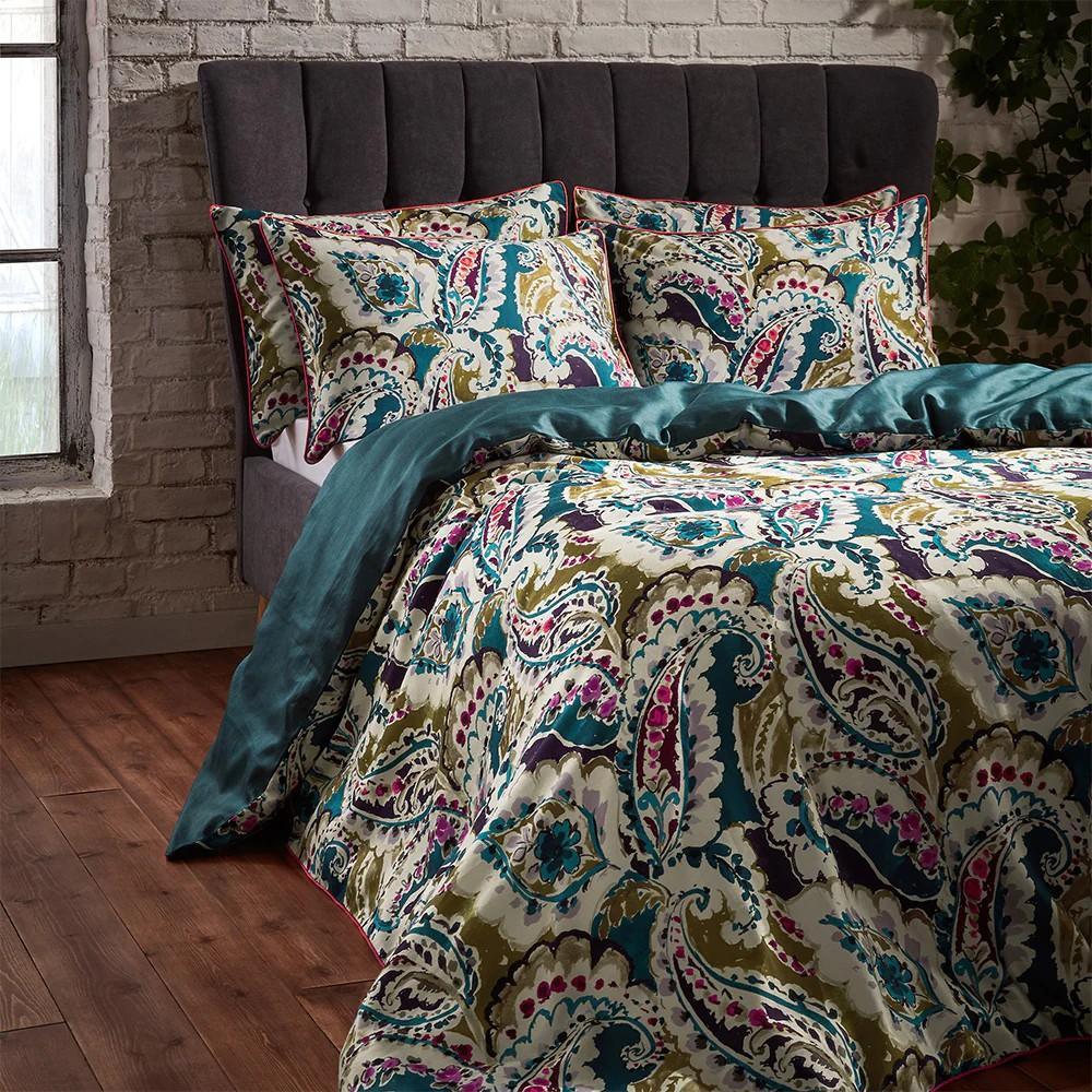 EW By Edinburgh Weavers Aretha Contrast Piping Sateen Paisley Duvet Cover Set