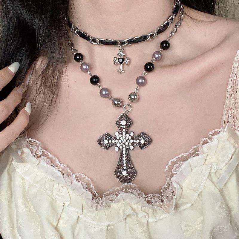 Luxury Vintage Chain Imitation Pearl Chain Necklace For Women Punk Cross Pendant Choker