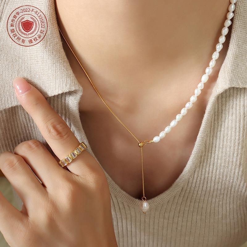 Luxury European Style Freshwater Pearl Titanium Steel Gold Plated Snake Bone Necklace For Women