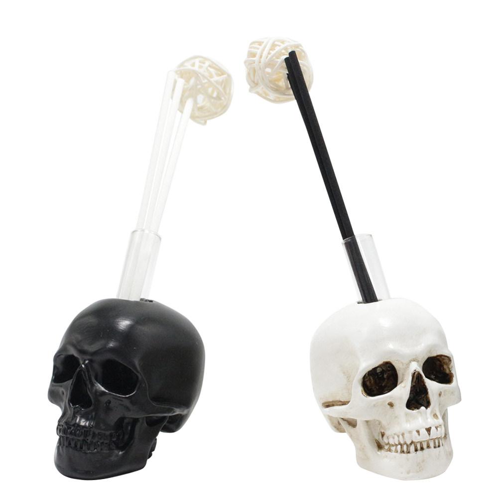 2Sets Skull Aroma Diffuser Elegant Lightweight Decorative Diffuser for Essential Oils Indoor Outdoor Tabletop Vehicle