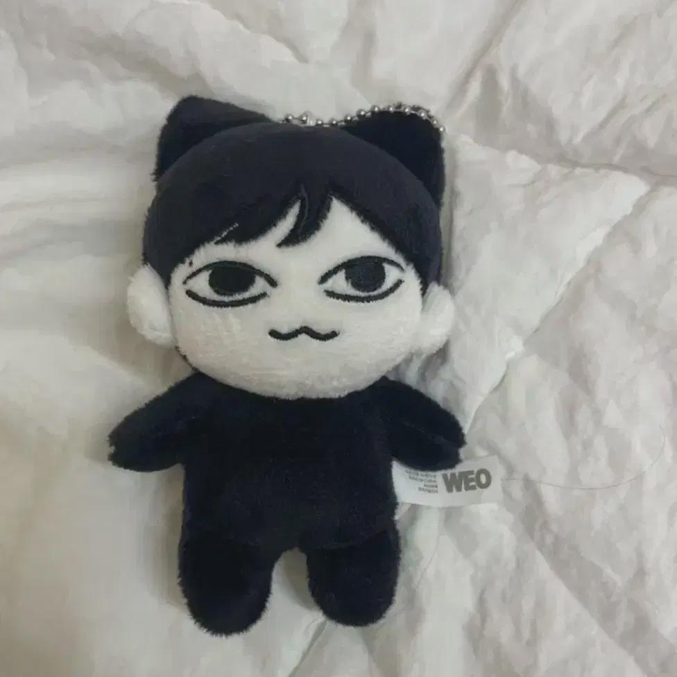 

Mamulzu, A 10cm Doll Starring The Boys