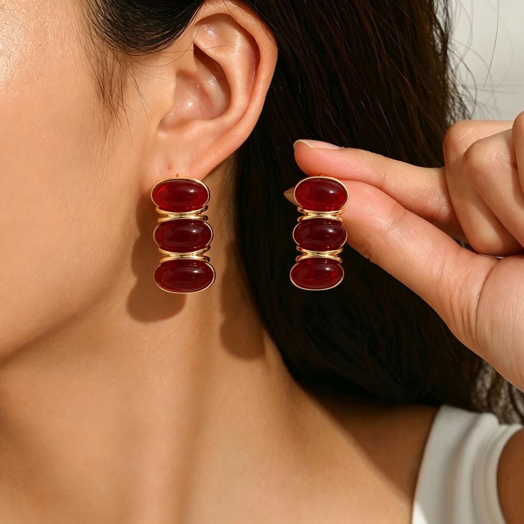 European and American Style Women's Earrings Geometric Inlaid Gemstone Design Metal Stud Earrings Versatile High-end Earrings