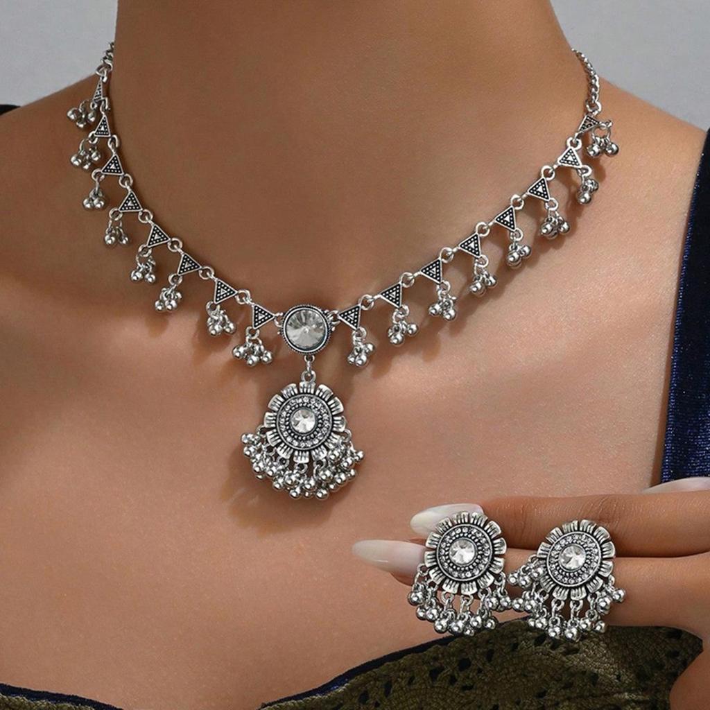 Retro Gemstone Bead Jewelry Set: Indian Ethnic Style Earrings & Necklace