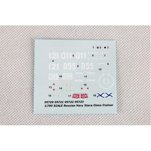 1/700 Russian Navy Slava-class Missile Cruiser Moscow Black Sea Fleet