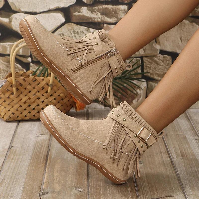 Fashion Vintage Tassels Western Boots for Women Rivet Decor Flat Heels Ankle Boots Woman Size Zipper Non Slip Short Booties