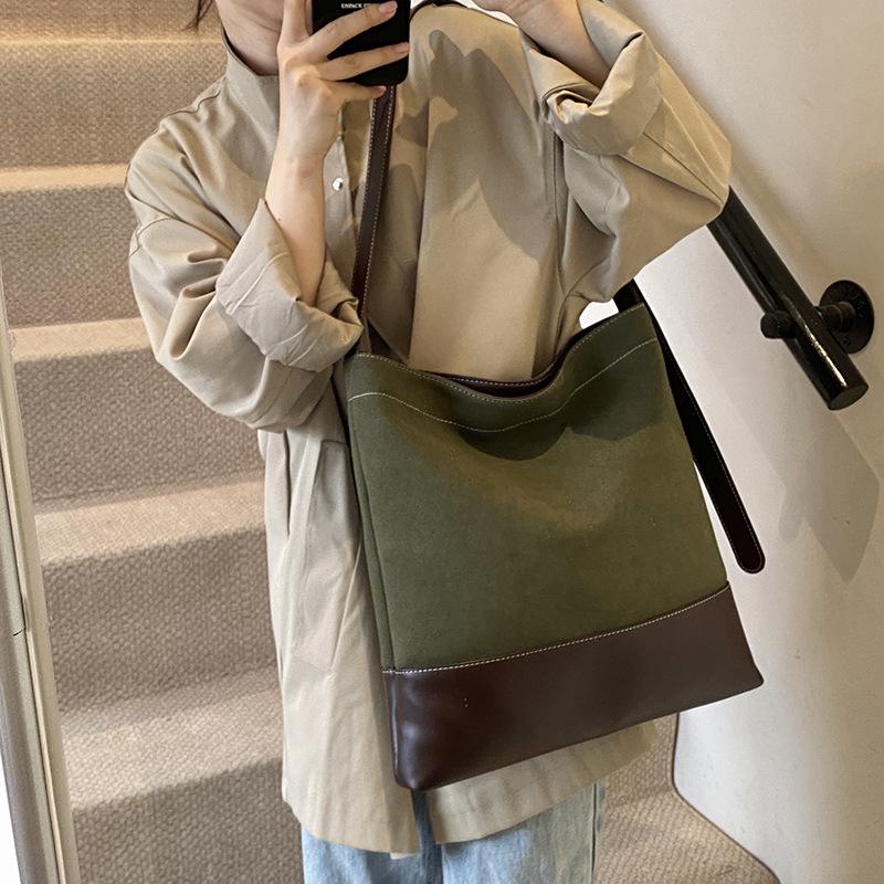 Suede Retro Style Bag 2025 New Fashion Commuter Bucket Bag Premium Texture Shoulder Tote Bag