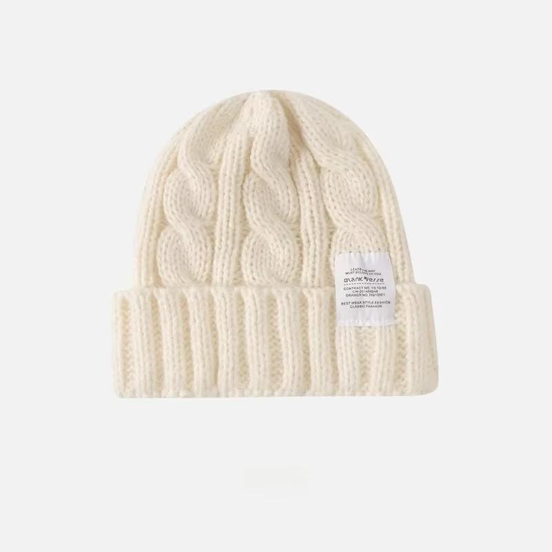 Fashionable Winter Beanie for Men Women Couples Students Cozy Solid Knit Hat Cold Weather Essential Stylish Unisex Design