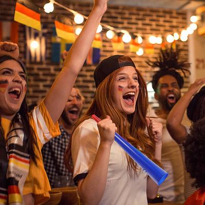 4 ks Plastové reproduktorové ventilátory pro sportovní hry, 4ks Hlasité nástroje pro sportovní akce, Stolní fotbal, Přenosné trumpety, Hračky ventilátory