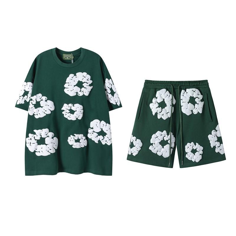 New Trendy Short-sleeved Short-pants Set with Foam Printing - Suitable for Both Men and Women, for Casual Wear.