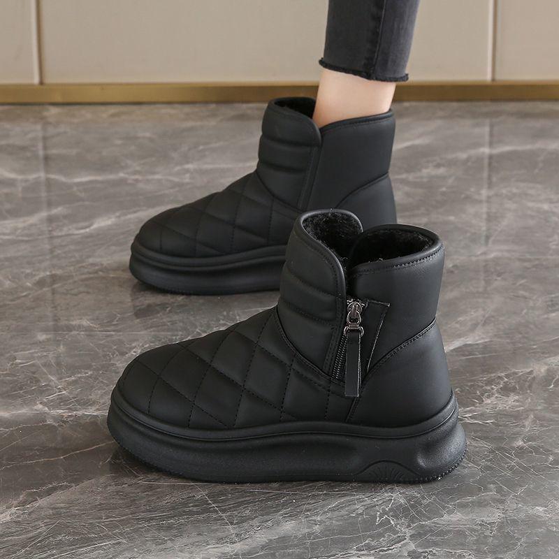 

Women s Winter Leather & Fur Snow Boots with Extra Velvet, Thick Insulation, Non-Slip, Waterproof Design Default Size