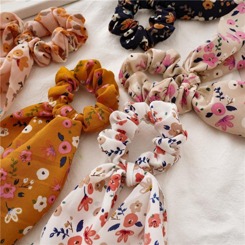 New Floral and Light and Fresh Hairband with Flowing Ribbons for Women, Versatile Ponytail Hair Accessory, Cute and Sweet Design