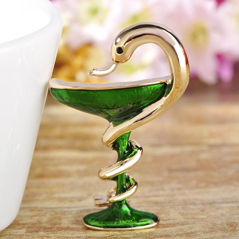 Special Red Trophy Memorial Cup With Snake Brooches Pins