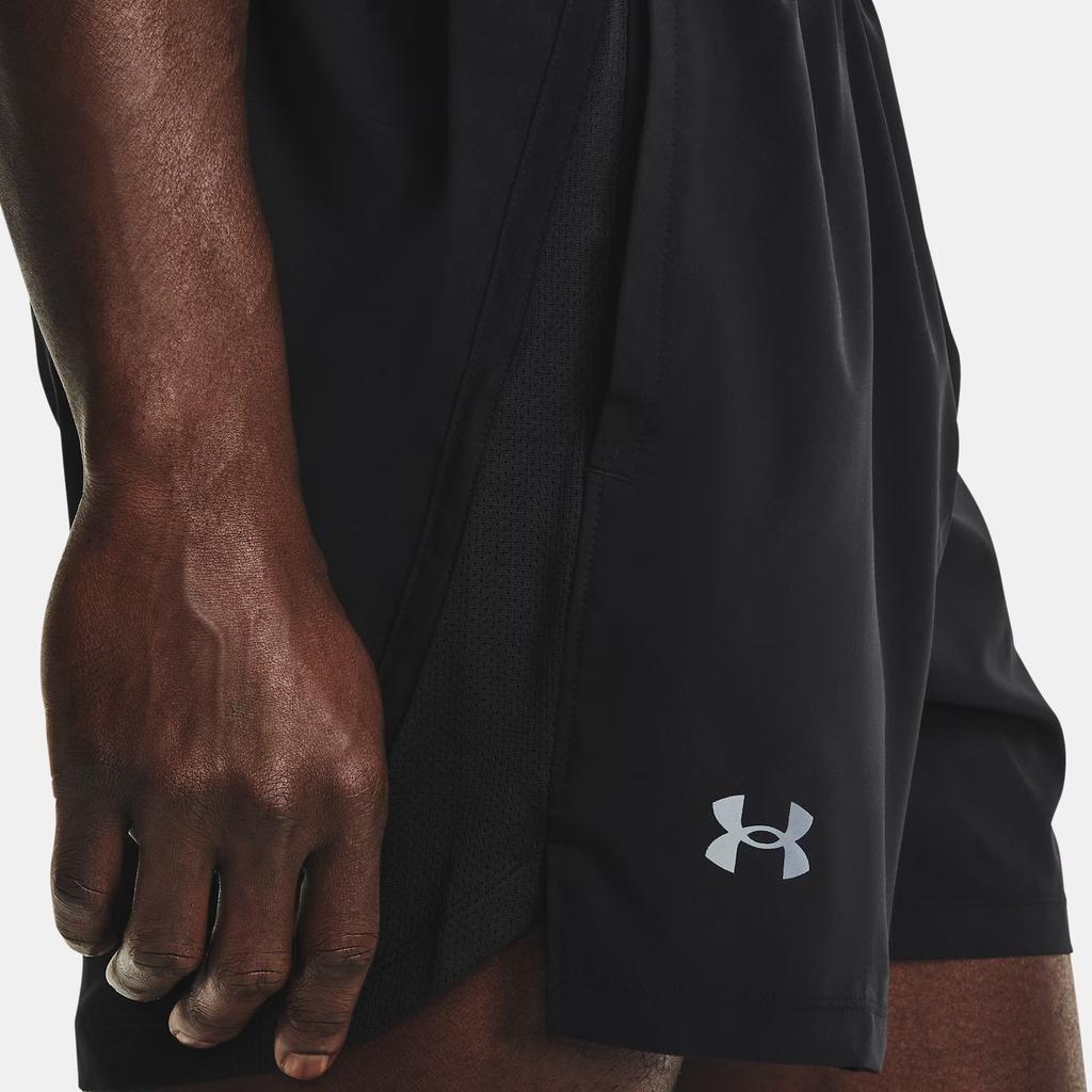 Under Armour Woven Running Training Fitted Shorts Men shorts Black 1361492-001