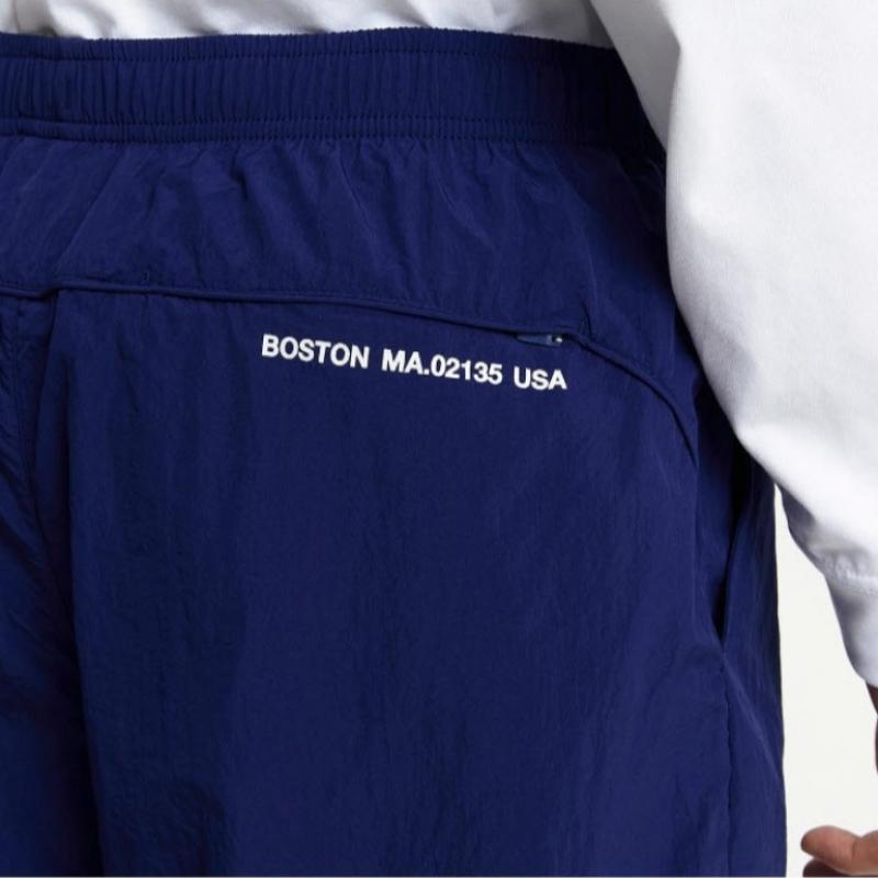 New Balance Shorts Kqj Nbnve22413 52 Public Runners Part 4.5 Woven Shorts