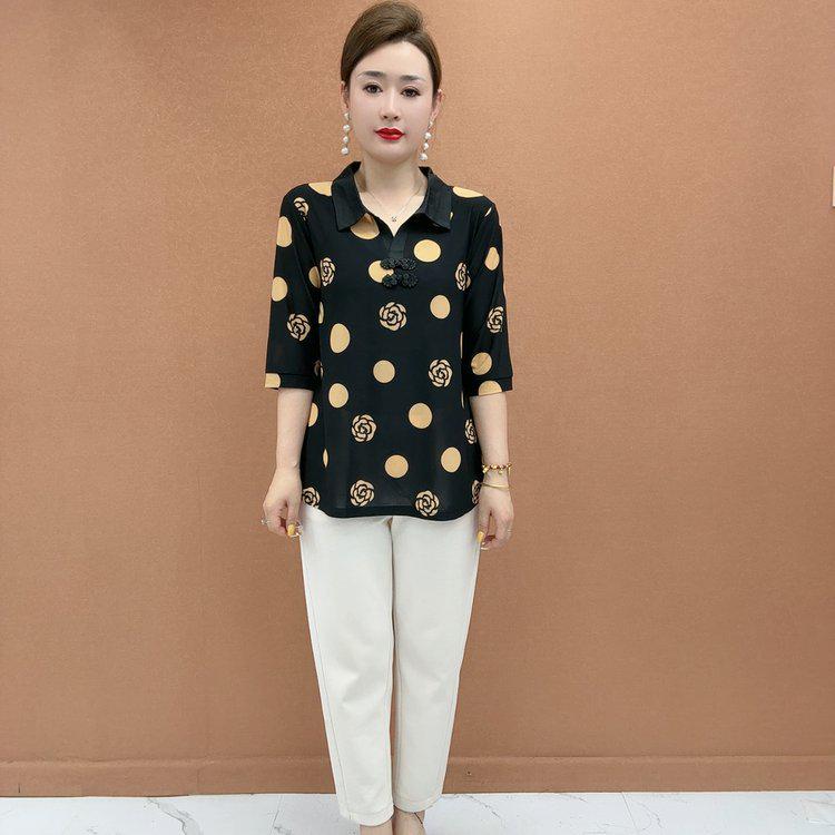Stylish Printed Seven-Sleeve Shirt for Middle-Aged & Elderly Women, Slimming Top, New for Spring & Autumn