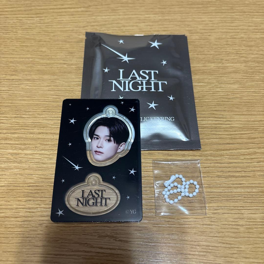 [USED] TREASURE LAST NIGHT Face Acrylic Keychain Asahi ASAHI Home Country