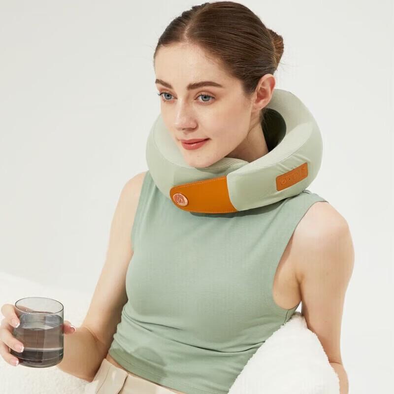 CLORIS Neck and Shoulder Massager U-Shaped Pillow (A906) CN plug (adapter included)