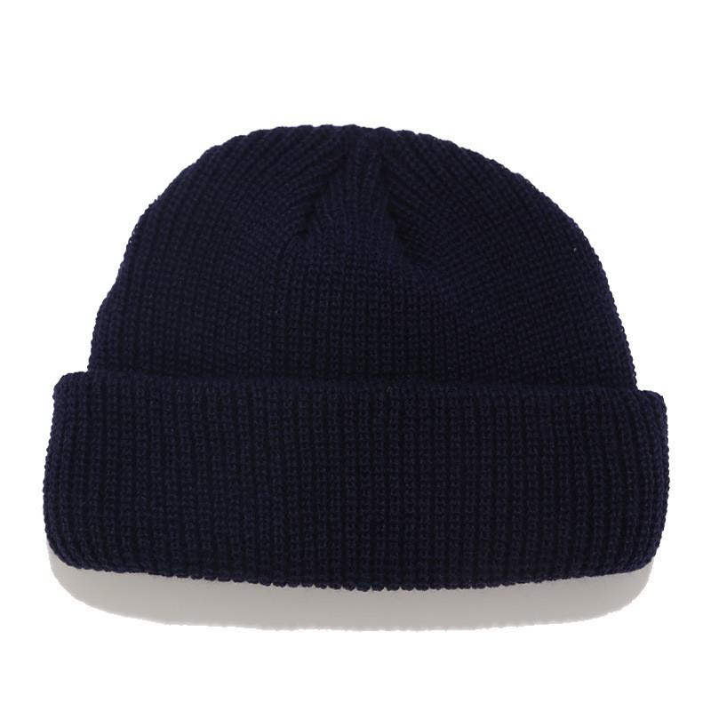 Plain Color Beanie For Men And Women With Soft Warmth And Urban Look