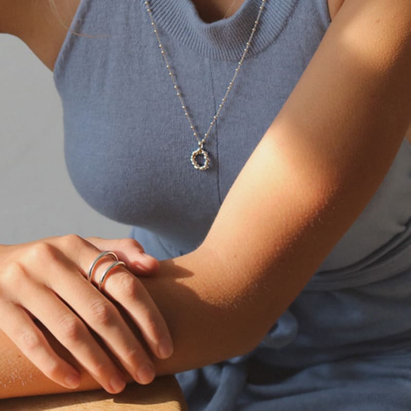 STUDIO LEIGH ANTIQUE OVAL NECKLACE