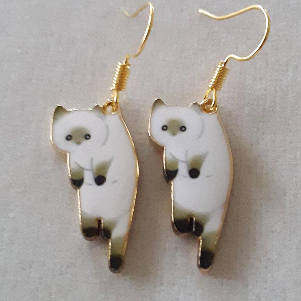 Cute Little Cat Ear Hook Cartoon Girl Flower Cat Earrings Sweet And Fresh Texture
