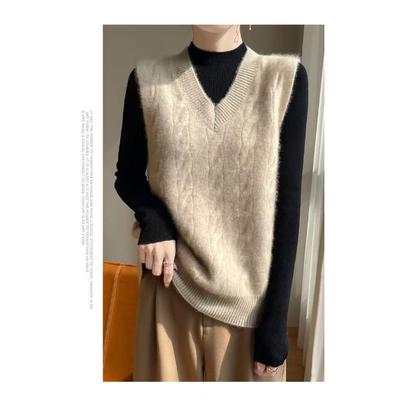New Autumn and Winter Simple and Fashionable V-neck Twisted Knitted Vest Loose Waistcoat Sweater for Women