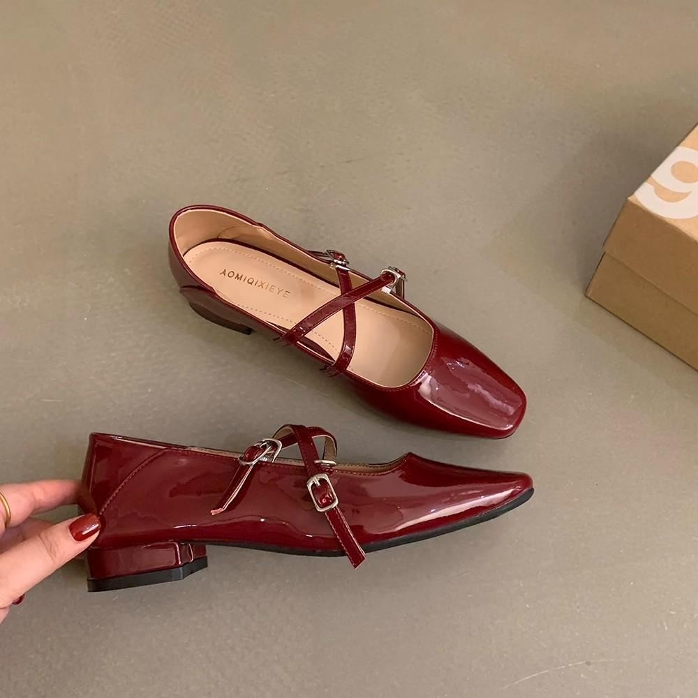 

Silver light mouth single shoes female spring new Korean version temperament fairy style gentle commuting thick heel Mary Jane shoes small leather sho 35 чёрный
