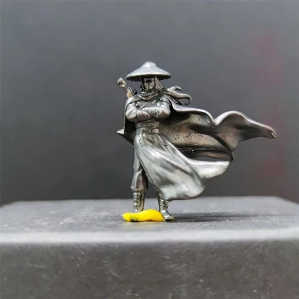 1:64 Copper Chinese Kung Fu Swordsman Figure Desk Decoration Miniature Character Model Plant Decoration Sand Table Layout Gift