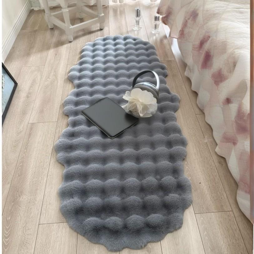 High-Grade Irregular Velvet Carpet: Cream Style for Bedroom, Living Room, or Bay Window