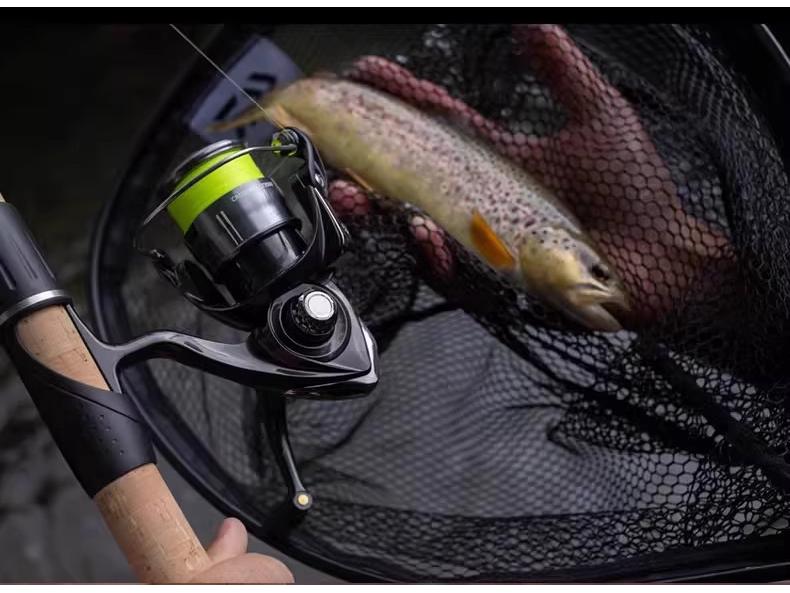 Daiwa CROSSFIRE LT Spinning Reel - Lightweight Long Cast Metal Spool Fishing Reel, Available in 26 Models.