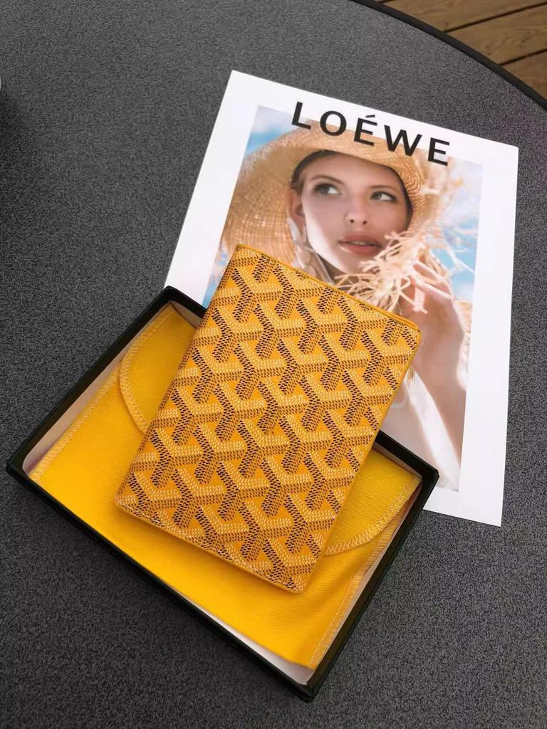 Dogtooth Print Goya Passport Holder & Coin Purse - Stylish & Versatile Wallet