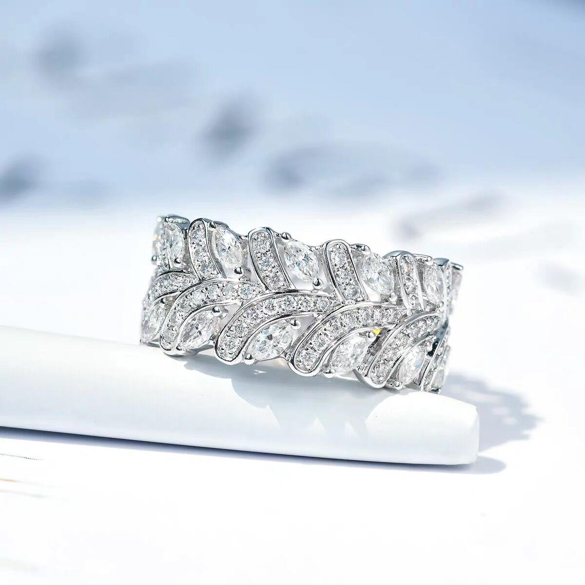 

Европейские и американские ювелирные изделия Роскошные микро инкрустированные циркониевые кольца для украшения рук для женских обручальных колец No. 10