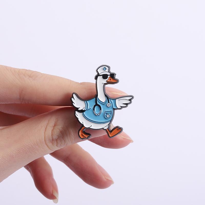 Silly Goose Ducktor Enamel Pins X-ray Ambulance Nurse Doctor Brooches Lapel Badges Clothes Funny Jewelry Gift for Friends