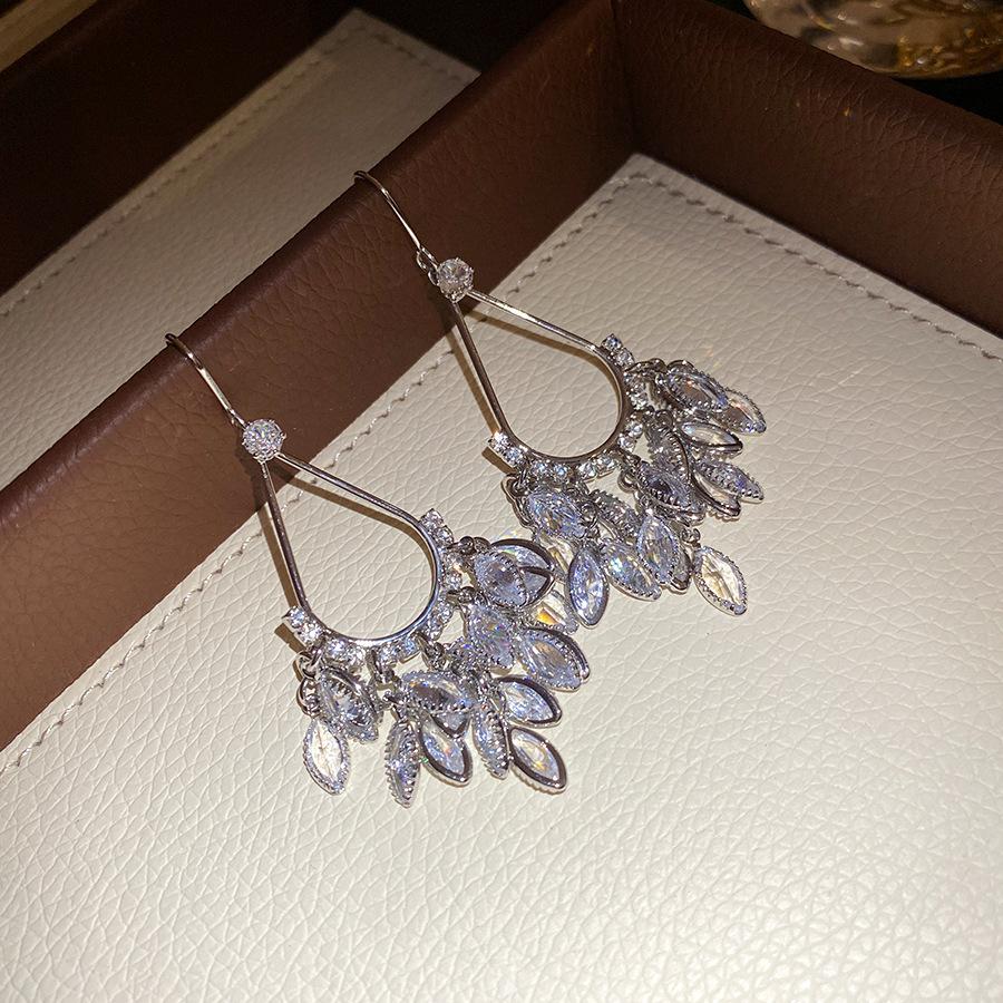 

K real gold electroplated zircon water drop fringed earrings light luxury high-end temperament ear hooks exquisite court style earrings