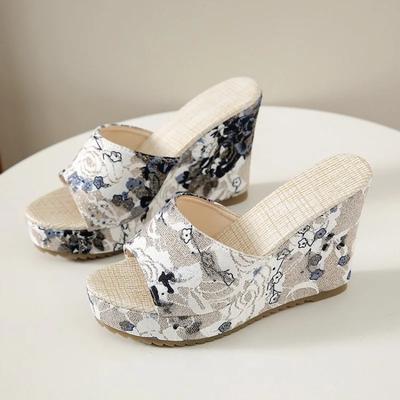 Nuevos zapatos de tacón de cuña de verano para mujer Moda Sandalias de punta abierta para mujer Chanclas cómodas casuales Chanclas Estampado floral Zapatillas altas