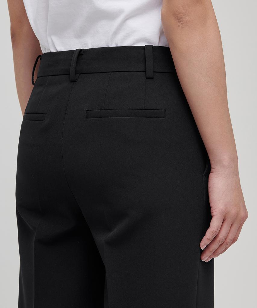 Musinsa Standard Woman Women'S Fluid Wide Slacks [Black]