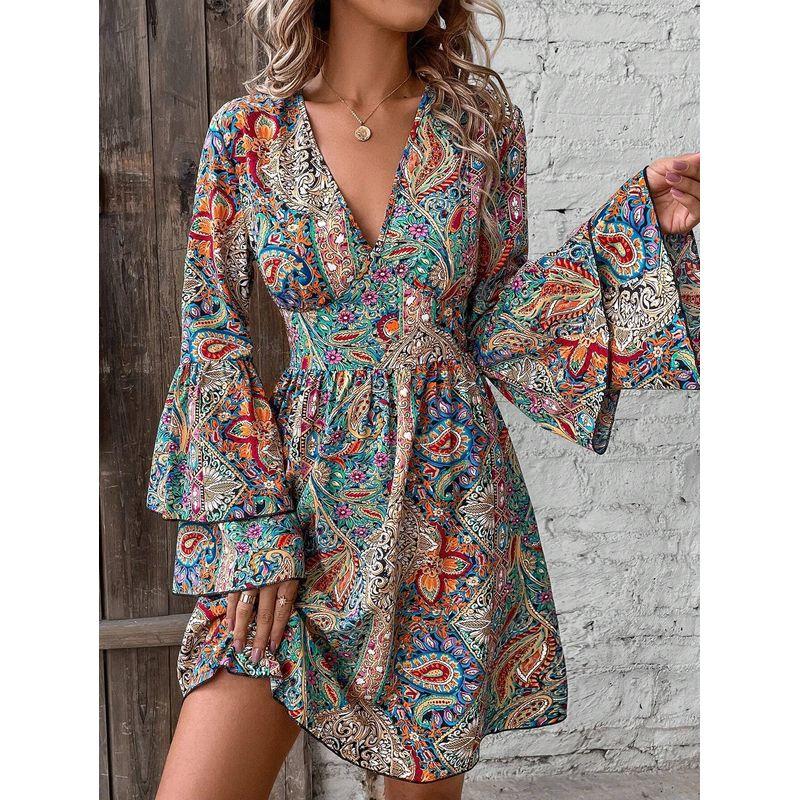 European and American Cross-Border 2026 Spring New Elegant Women s Floral Print V-Neck Flared Sleeve Dress Color S