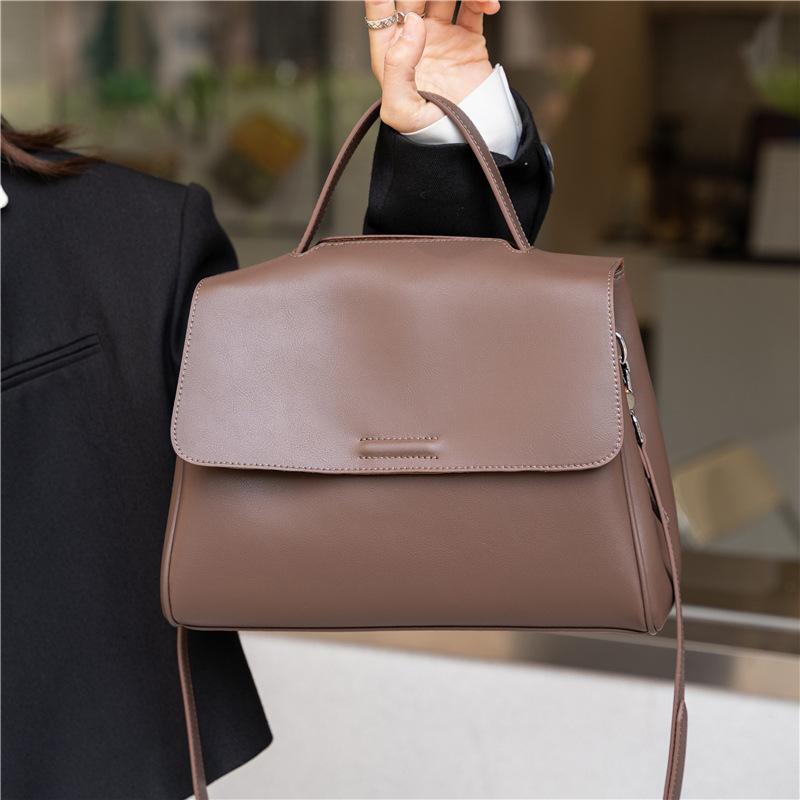 Autumn and Winter New Soft Cowhide Portable Tote Bag Women's Versatile Senior Sense Commuting Large Capacity Leather Shoulder Messenger Bag