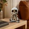 Furchteinflößende Umhangmeditation Kleine personalisierte Desktop-Ornament Auto Harzpuppe Halloween-Dekoration
