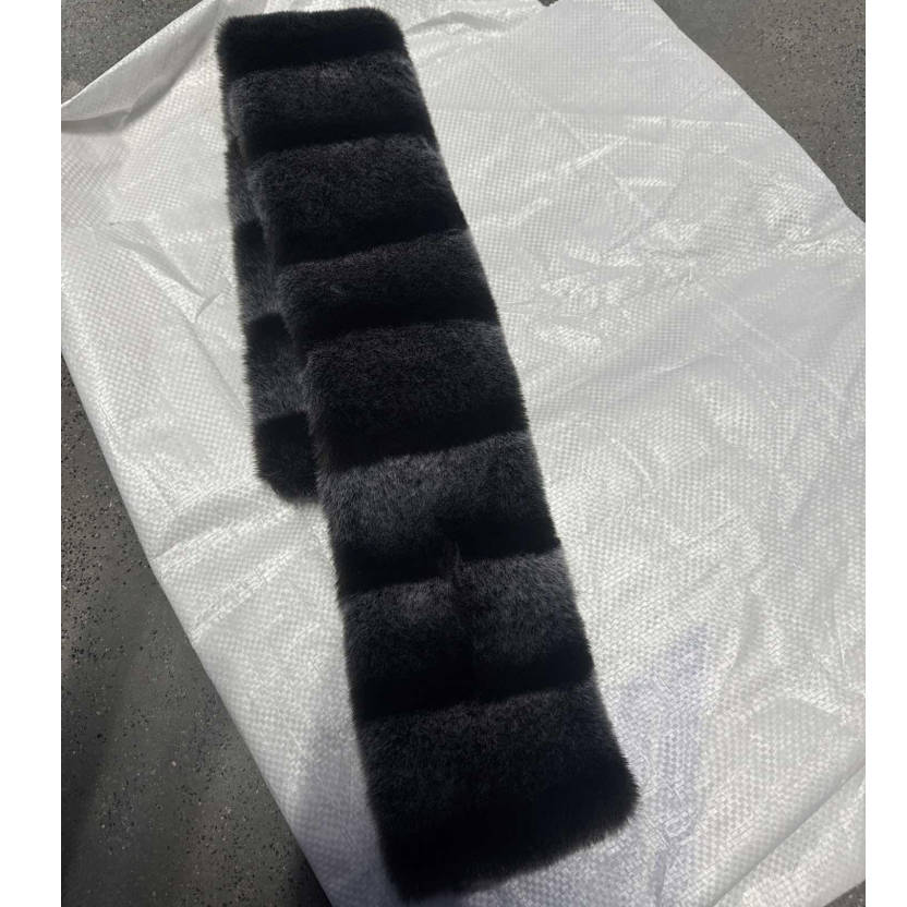 

Versatile Scarf, Imitation Girl Thickened Double-sided Scarf, Warm And High-end Collar.