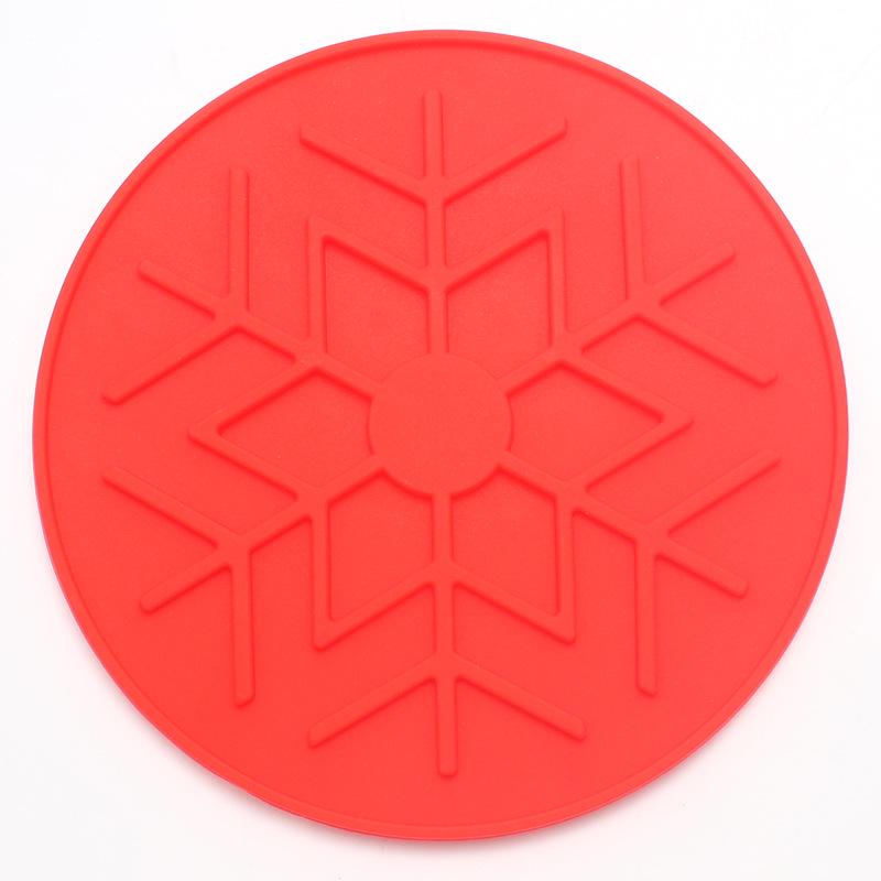 Pet Silicone Non-Slip Slow Feeder Mat - Round Food-Grade Lick Mat for Cats & Dogs