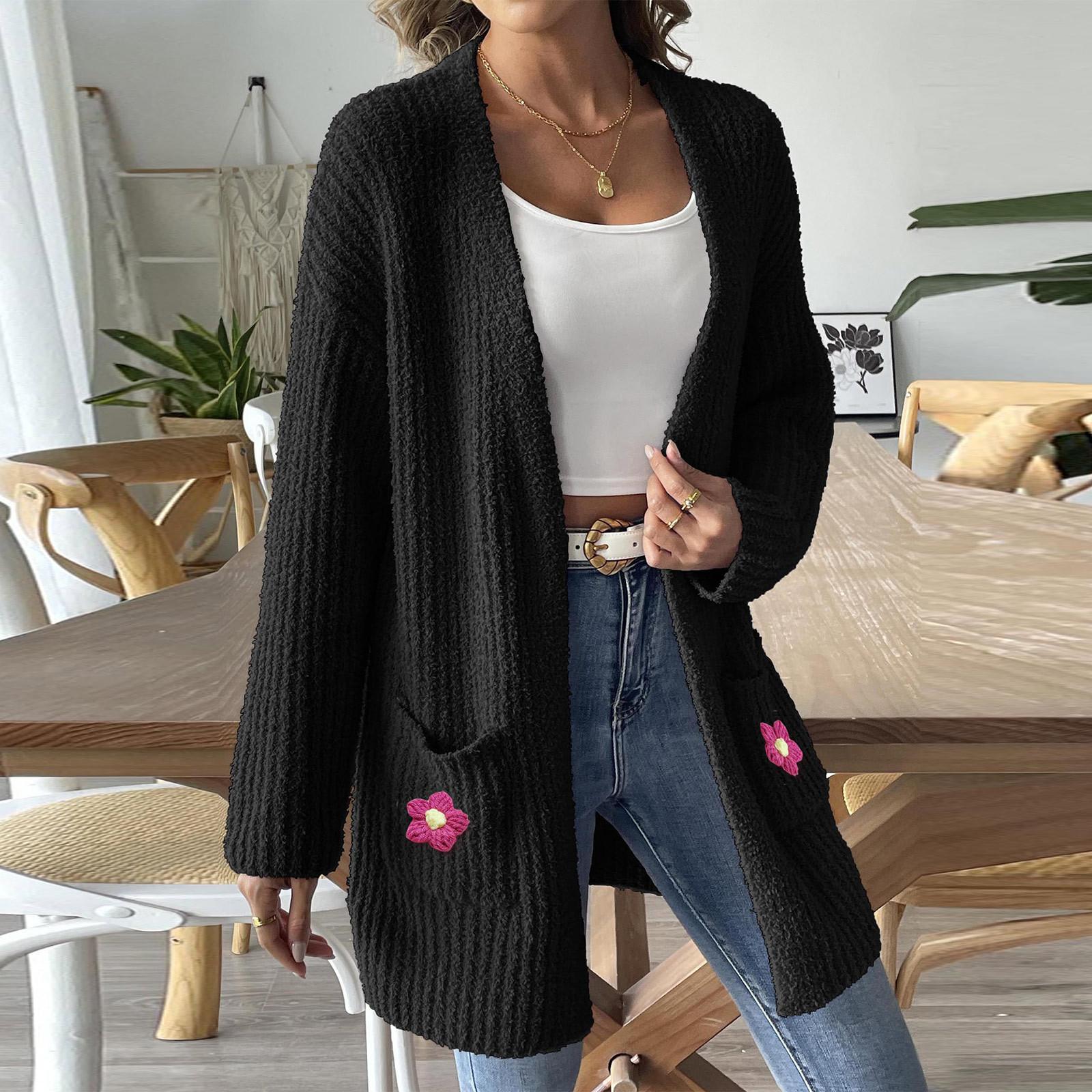 

Женский вязаный крючком повседневный кардиган с цветочным узором на осень и зиму, повседневный свитер с двумя карманами L чёрный