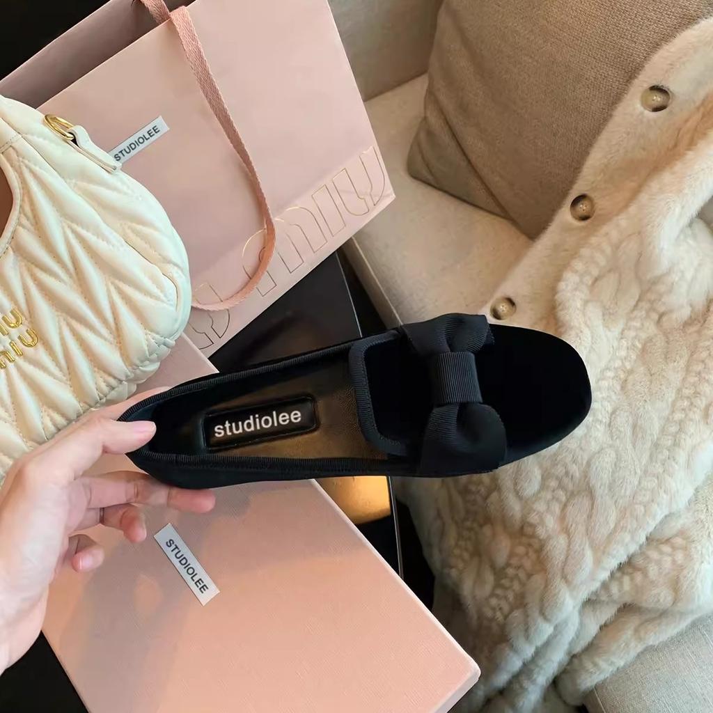 Wersja ze skóry owczej~ Matka winogron, ten sam styl, miu, jeden pantofel z aksamitną kokardą, jeden pantofel w stylu retro mokasynów, damskie buty pojedyncze.