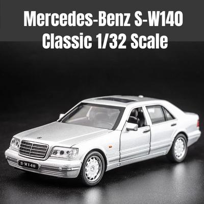 1/32 Mercedes-Benz S-W140 Classic Toy Car Model Diecast Alloy Miniature Sound & Light Pull Back 1:32 Collection Gift For Boy Kid