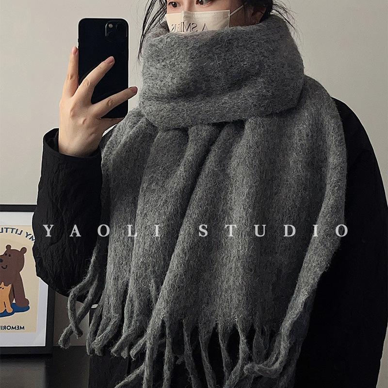 A Mid gray Shawl and Scarf with A Solid Color and High end Feel Featuring Wool  Is A Warm and Cold proof Scarf for Women in Autumn and Winter