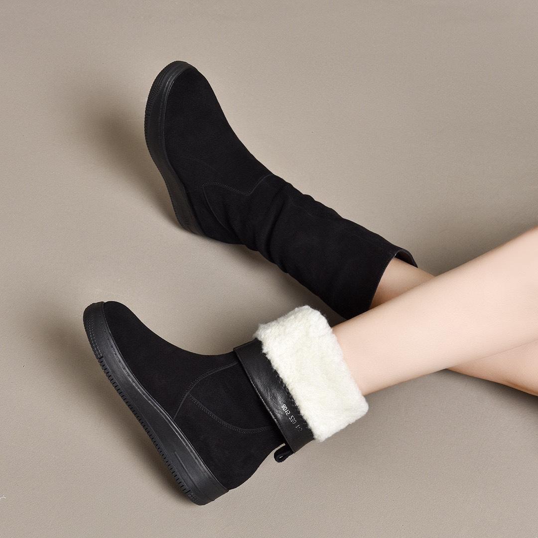 

Повседневные полусапожки осень-зима новые на толстой подошве бархатные удобные и тонкие матовая коровья кожа плиссированные на подошве-маффин женские сапоги 40